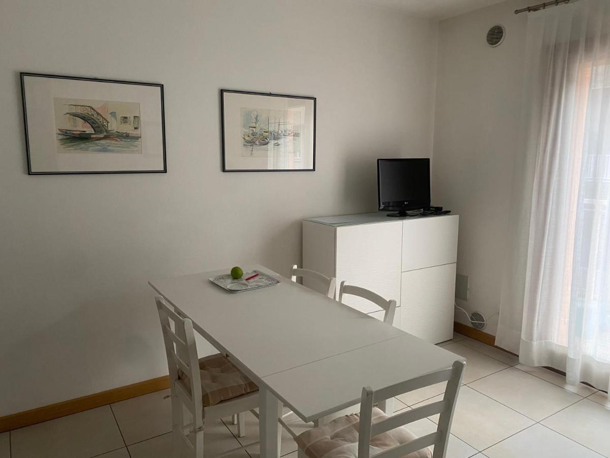 La Casa Di Giacomo Con Parcheggio Trieste Exteriör bild