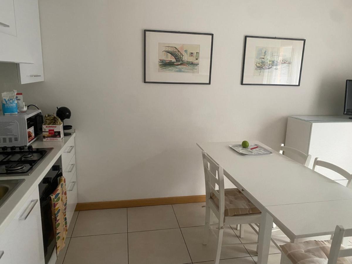 La Casa Di Giacomo Con Parcheggio Trieste Exteriör bild