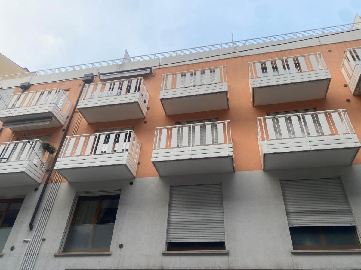 La Casa Di Giacomo Con Parcheggio Trieste Exteriör bild