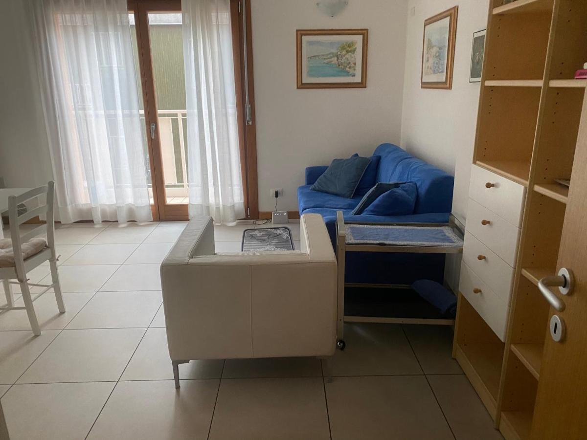 La Casa Di Giacomo Con Parcheggio Trieste Exteriör bild